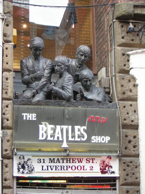 Ana y Paco Liverppol 110