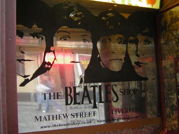 Ana y Paco Liverppol 111